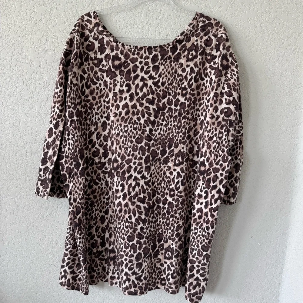 Catherine’s Leopard Print Women's Top - Size 3X or 26/28W - Great Condition! - Picture 4 of 7